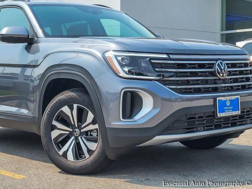 2025 Volkswagen Atlas 2.0T SE