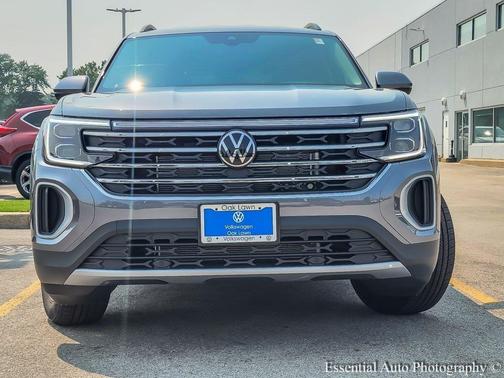 2025 Volkswagen Atlas 2.0T SE