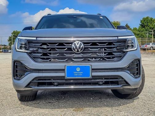 2026 Volkswagen Atlas Cross Sport 2.0T SEL R-Line Black