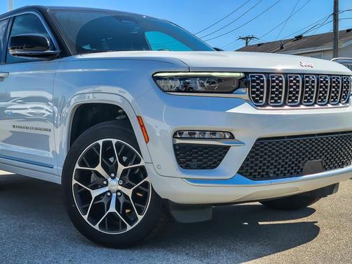 2022 Jeep Grand Cherokee 4xe Summit