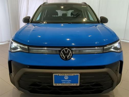 2025 Volkswagen Taos 1.5T SE Black