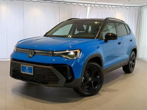 2025 Volkswagen Taos 1.5T SE Black
