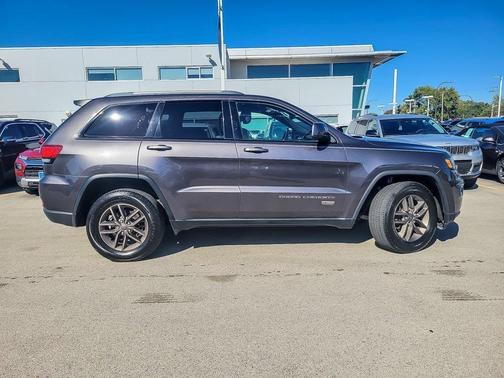 2016 Jeep Grand Cherokee Laredo