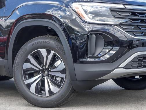 2026 Volkswagen Atlas Cross Sport 2.0T SE