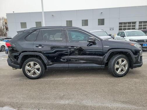 2021 Toyota RAV4 Hybrid XLE Premium