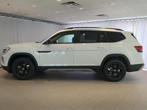 2025 Volkswagen Atlas 2.0T Peak Edition