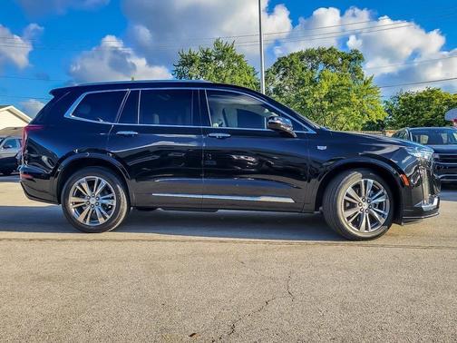 2022 Cadillac XT6 Premium Luxury AWD