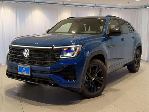 2025 Volkswagen Atlas Cross Sport 2.0T SEL R-Line Black