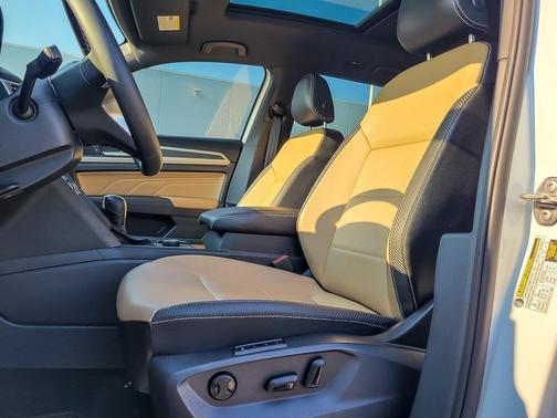 2023 Volkswagen Atlas Cross Sport 3.6L V6 SEL