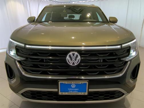 2025 Volkswagen Atlas Cross Sport 2.0T SE w/Technology