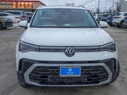 Pure White 2026 Volkswagen Taos 1.5T SEL