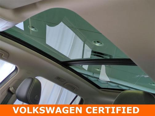 2023 Volkswagen Atlas 3.6 V6 SEL R-Line Black