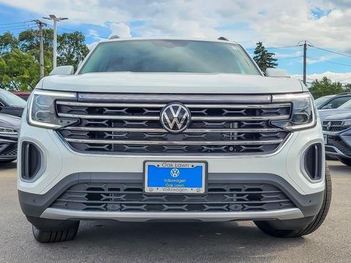 2025 Volkswagen Atlas 2.0T SE