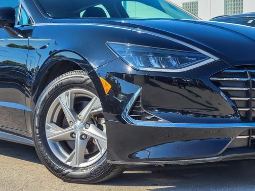 2021 Hyundai SONATA SE
