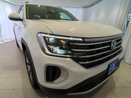 2025 Volkswagen Atlas 2.0T SE