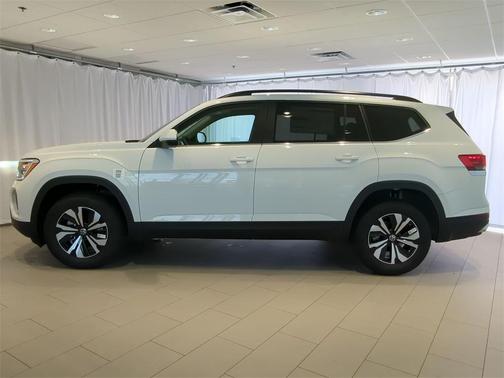 2025 Volkswagen Atlas 2.0T SE