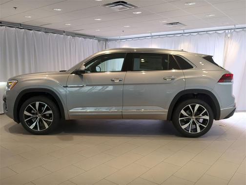 2025 Volkswagen Atlas Cross Sport 2.0T SEL Premium R-Line
