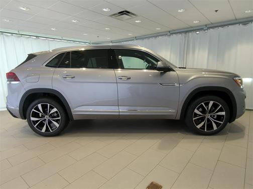 2025 Volkswagen Atlas Cross Sport 2.0T SEL Premium R-Line