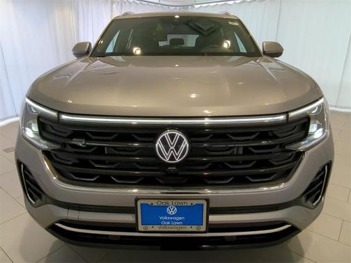2025 Volkswagen Atlas Cross Sport 2.0T SEL Premium R-Line