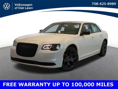 2023 Chrysler 300 Touring
