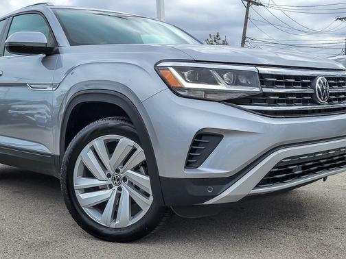 2022 Volkswagen Atlas Cross Sport 3.6L V6 SE w/Technology