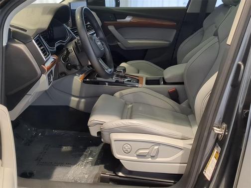 2022 Audi Q5 e 55 S line quattro Premium