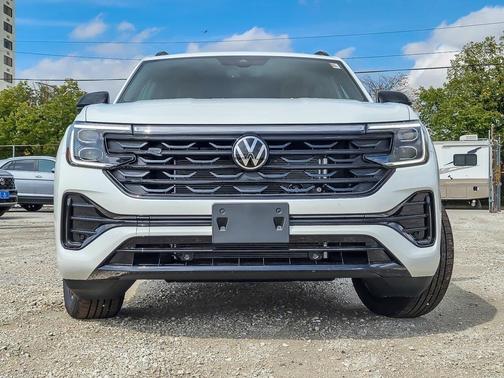2026 Volkswagen Atlas Cross Sport 2.0T SEL R-Line Black