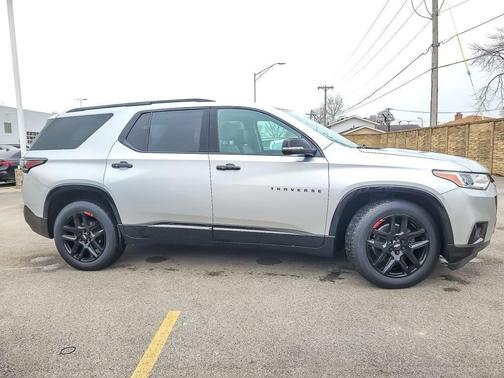 2021 Chevrolet Traverse Premier