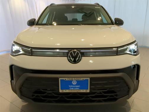2025 Volkswagen Taos 1.5T SE Black