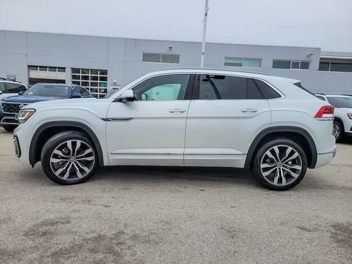 2022 Volkswagen Atlas Cross Sport 3.6L V6 SEL Premium R-Line
