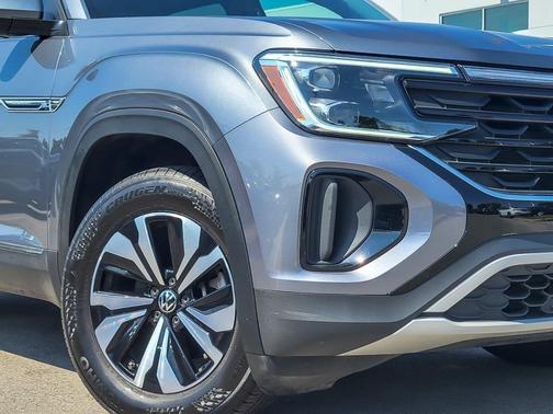 2024 Volkswagen Atlas Cross Sport 2.0T SE