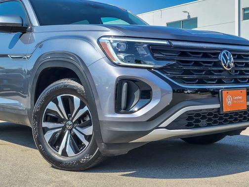 2024 Volkswagen Atlas Cross Sport 2.0T SE