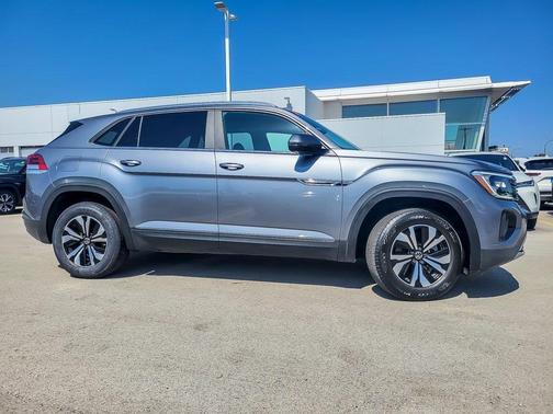 2024 Volkswagen Atlas Cross Sport 2.0T SE