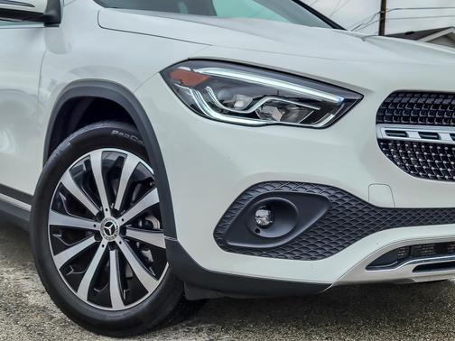 2022 Mercedes-Benz GLA 250 Base 4MATIC