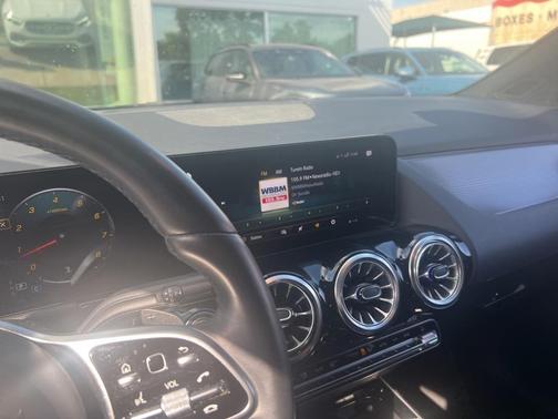 2022 Mercedes-Benz GLA 250 Base 4MATIC