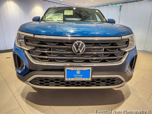 Mountain 2026 Volkswagen Atlas Cross Sport 2.0T SE