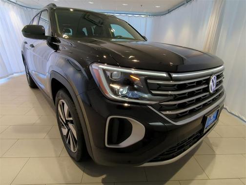 2025 Volkswagen Atlas 2.0T SE