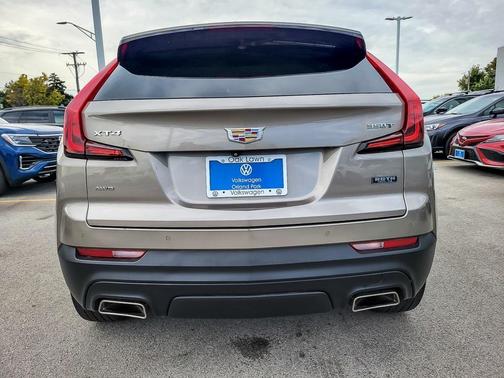 2023 Cadillac XT4 Luxury