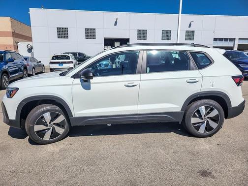 2025 Volkswagen Taos 1.5T S