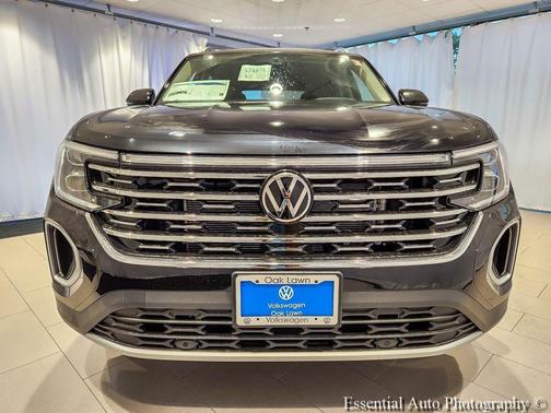 Deep Black 2026 Volkswagen Atlas 2.0T SEL