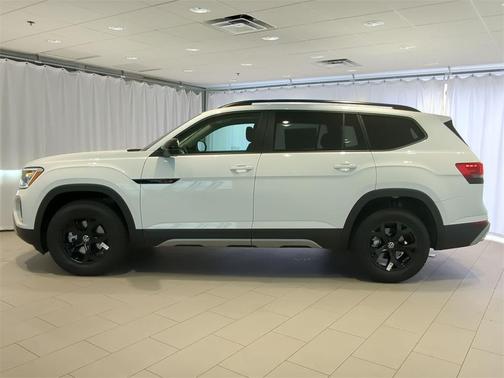 2025 Volkswagen Atlas 2.0T Peak Edition