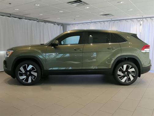 2025 Volkswagen Atlas Cross Sport 2.0T SE w/Technology