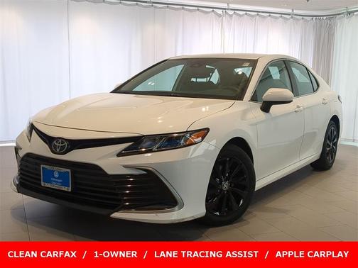 2022 Toyota Camry LE