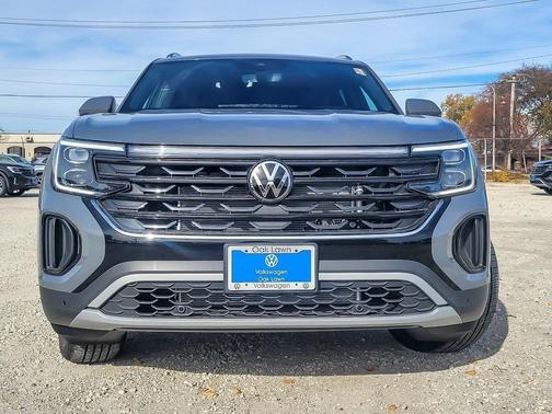 2026 Volkswagen Atlas Cross Sport 2.0T SE