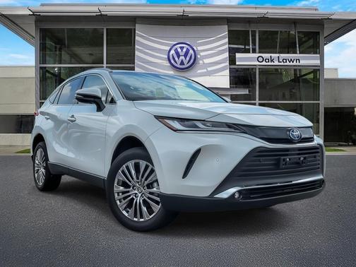 2023 Toyota Venza XLE