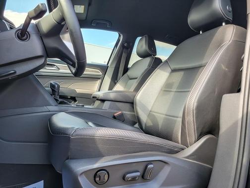 2023 Volkswagen Atlas Cross Sport 2.0T SE
