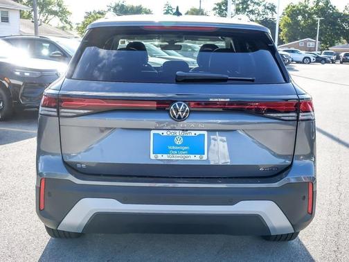 2025 Volkswagen Tiguan 2.0T SE