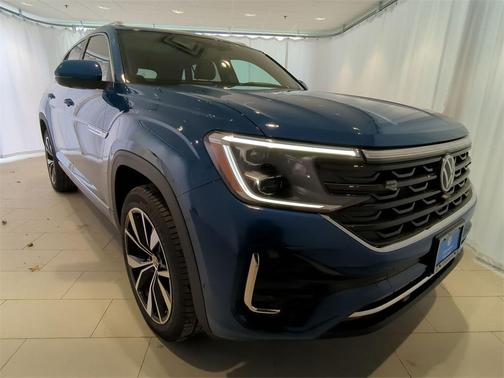 2025 Volkswagen Atlas Cross Sport 2.0T SEL Premium R-Line