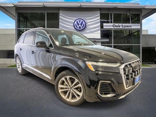 Mythos Black Metallic 2025 Audi Q7 45 Premium