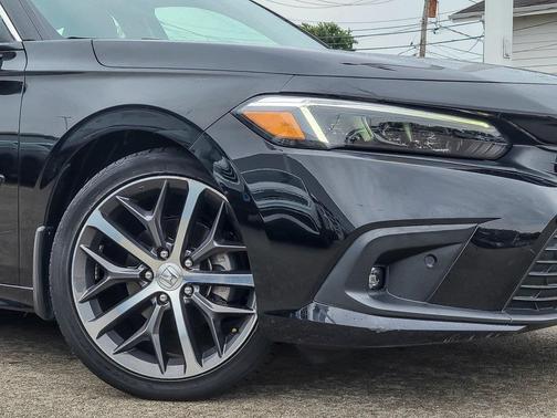 2022 Honda Civic Touring